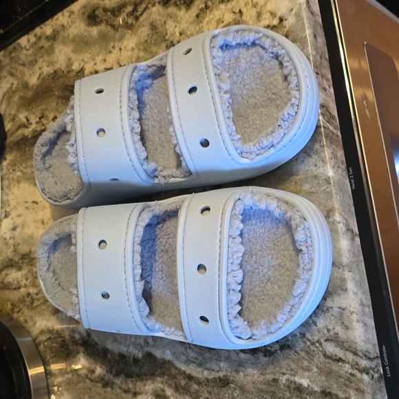 Crocs Cozy Sandals - Picture 2 of 7